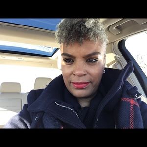 Meet your Posher, Carol